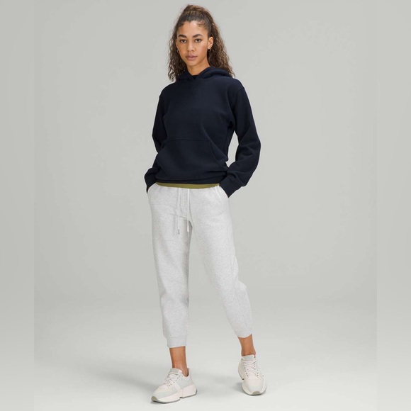 Lululemon Scuba High-Rise Cropped Joggers Activewear Yoga Workout Loungewear Gym - Picture 5 of 14